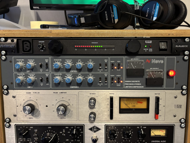 NEVE 33609N - Impecable