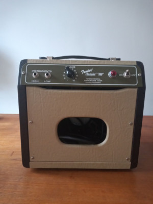 Amplificador Fender Champion 600