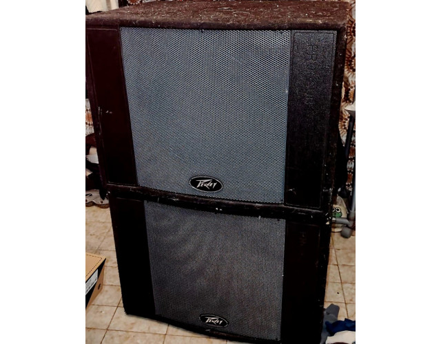 Peavey PRO-15 y Sub PRO-15