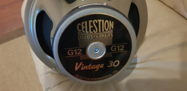 Celestion Vintage V30 8ohm 12" - Reservado