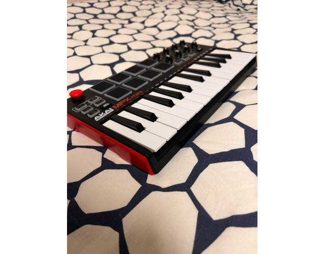 AKAI Professional MPK Mini MK3