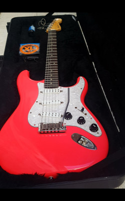 VENDO Fender American Stratocaster SUPER PRECIO