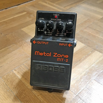 Boss Metal Zone