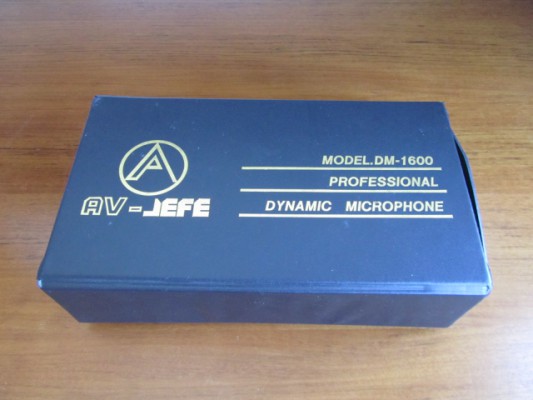 Micrófono AV-Jefe Modelo DM-1600 Professional Dinamic
