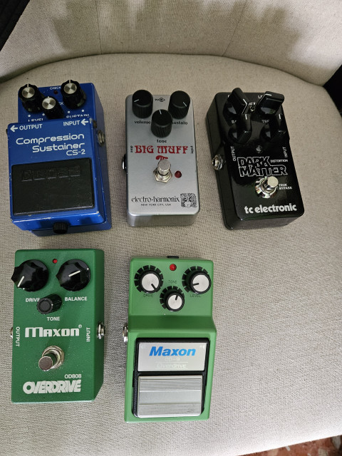 Pedales Maxon , Ehx , Tc electronics