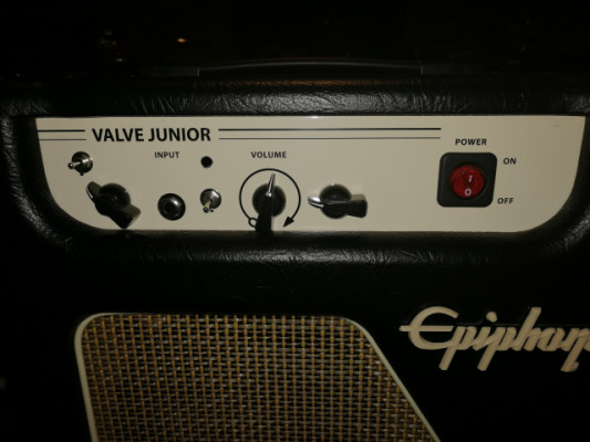 Epiphone valve junior