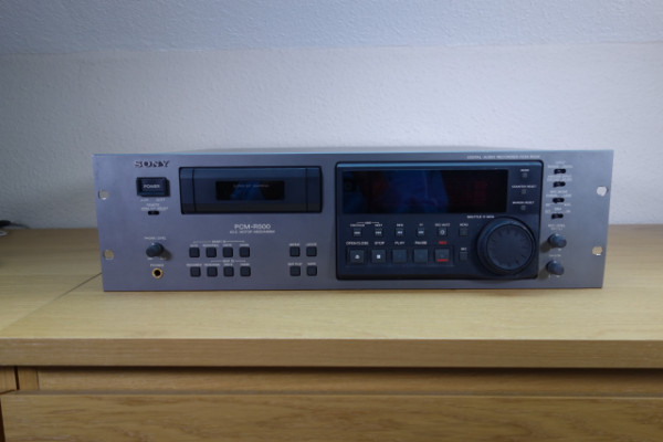 Sony PCM-R500 grabador/reproductor DAT profesional