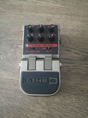 O cambio Pedal distorsión line6 uber metal