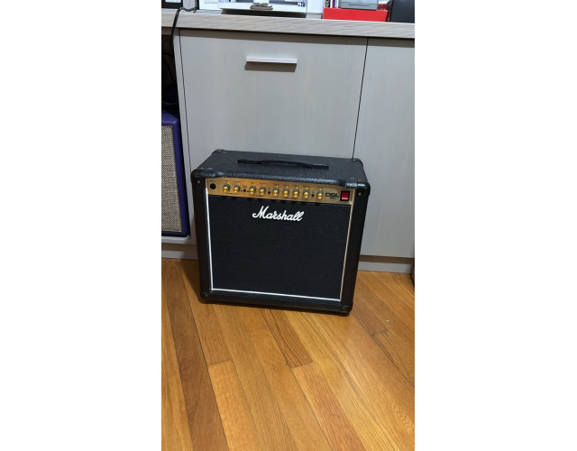CAMBIO: Marshall DSL 15 C