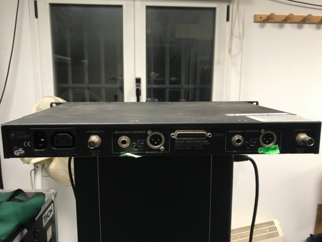 2 Recetores inalámbricos shure y 1 sony