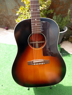 Epiphone J-45 AVS