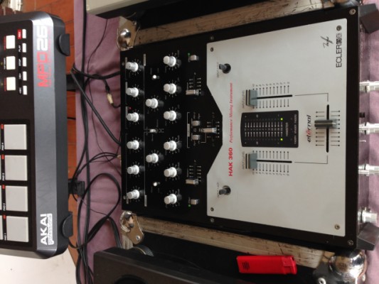 Vendo dos mixers de batalla (Pioneer Djm 909, Ecler Hak 360)