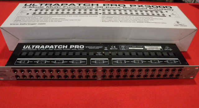 BEHRINGER ULTRA PATCH PRO