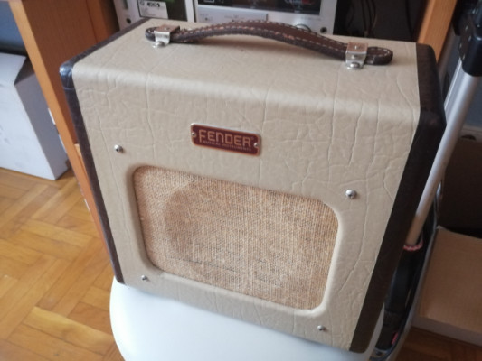 Fender Champion 600 (modificado) | reservado