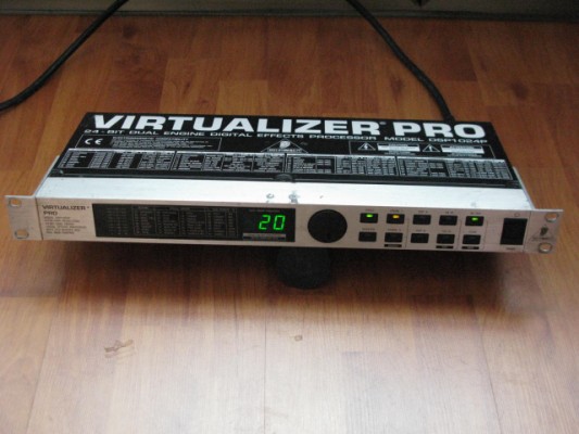 Virtualizer pro DSP1024P multiefectos Behringer