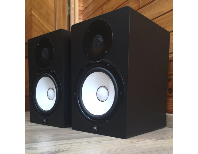 Monitores YAMAHA HS 8 MP