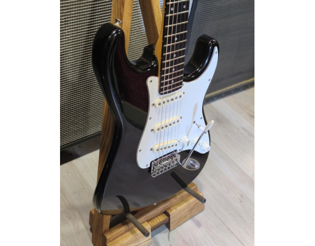 Fender Stratocaster Made in Japan 1982