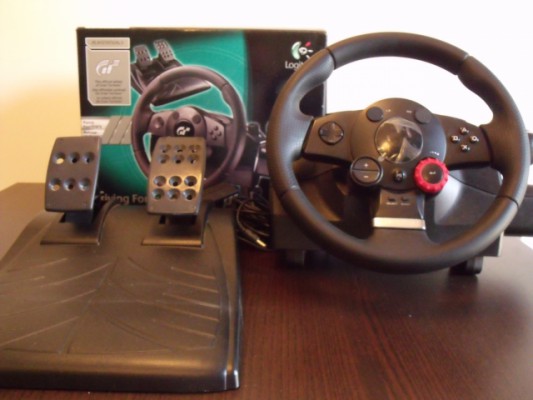 Volante PS3 Driving Force GT + 3 juegos de regalo