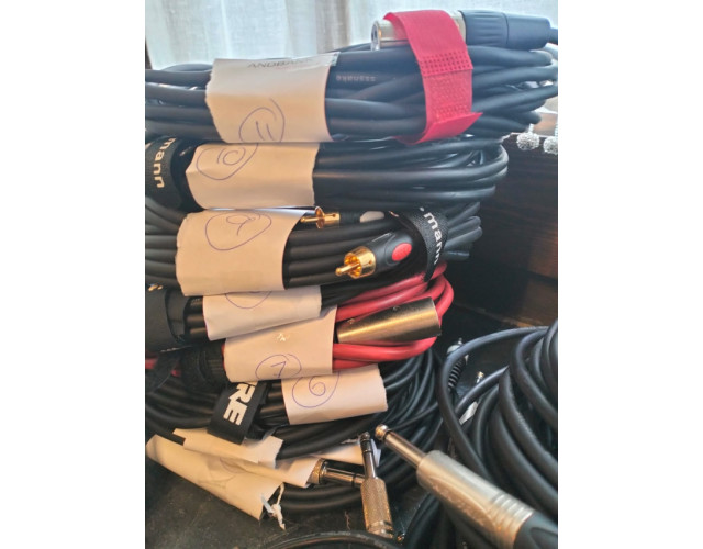 Todos los cables de mi estudio