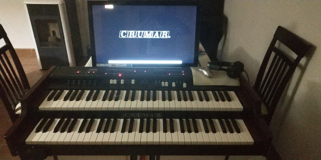 Crumar Mojo Clasic V2 preciosidad de 2 teclados