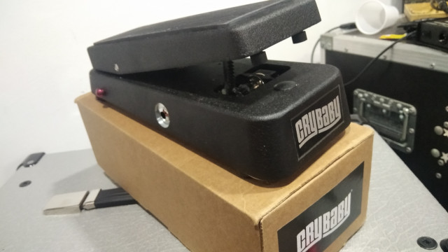 Pedal wah Dunlop crybaby 95q