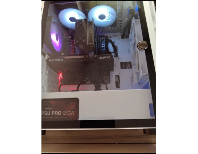 Pc gaming i5 12400 Rx 6600 16gb RAM