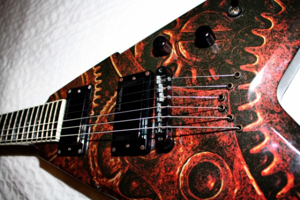 Vendo DEAN VMNT 'Gears Of War' D. Mustaine Signature Model