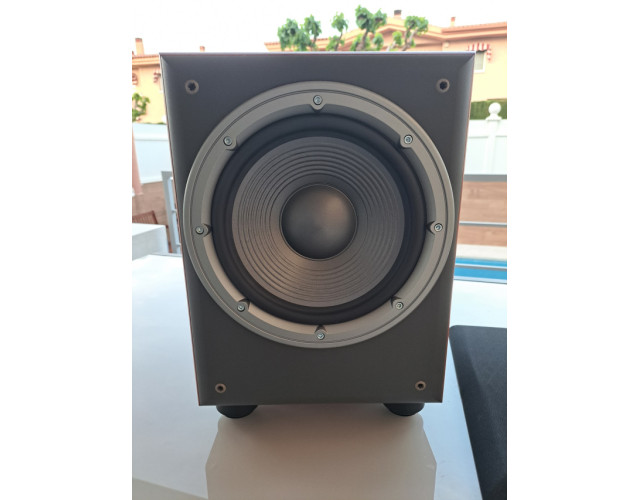 Subwoofer JBL E-150-P.