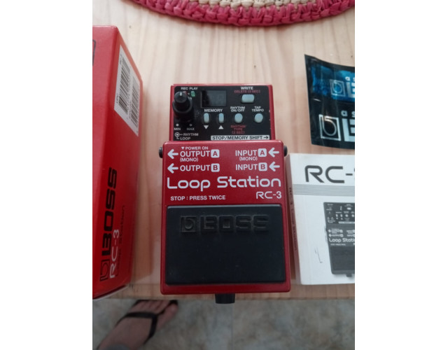 Vendo looper Boss RC-3