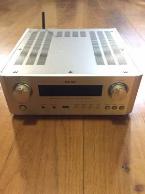 Amplificador HIFI TEAC NP-H750-S