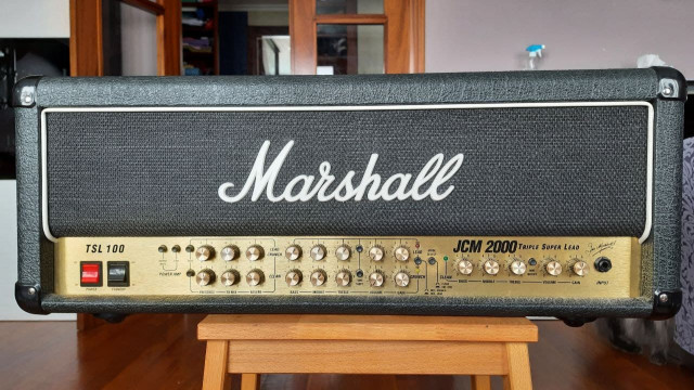 MARSHALL JCM 2000 TSL