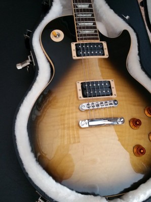 Gibson Les Paul Standard Slash signature