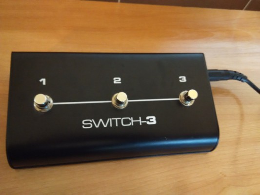 PEDAL SWITCH 3 TC-HELICON