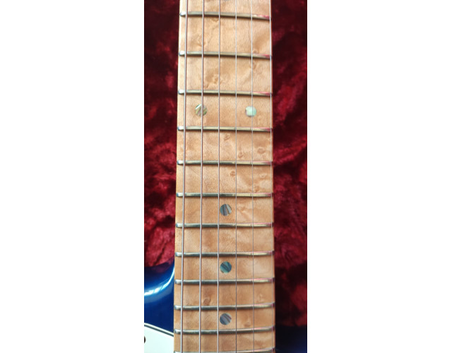 Fender Custom Shop Custom Deluxe Stratocaster 2011 — Candy Blue / AA Birdseye Maple
