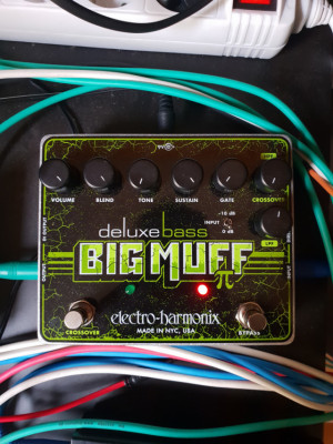 Big Muff Deluxe Bass