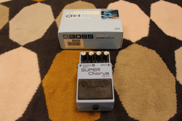 RESERVADO Boss Super Chorus CH-1 Blue label original 90s