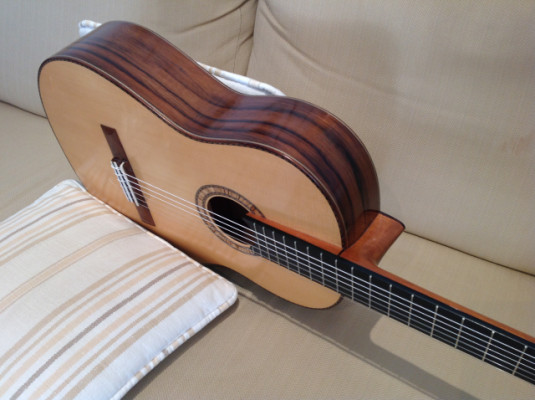 Vendo guitarra clasica Alkis Efthimiadis.