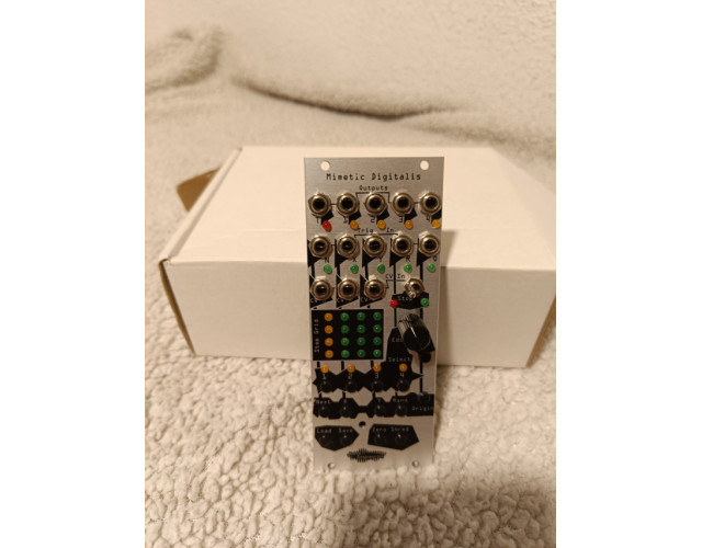 Modulo eurorack Mimetic Digitalis