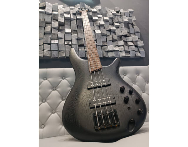 Bajo Ibanez SR300EB-WK