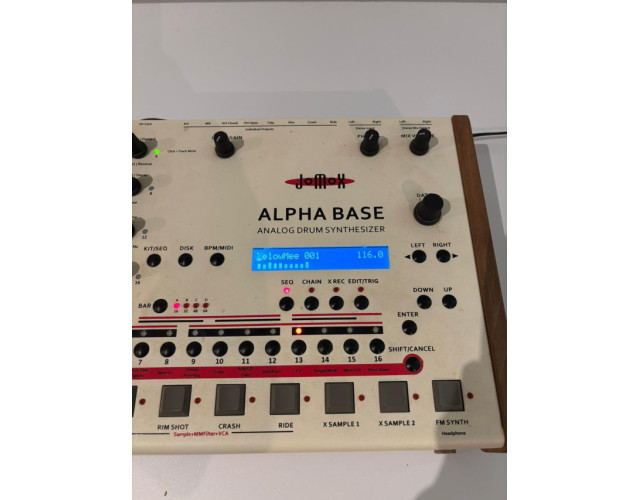 Jomox alpha base drum machine