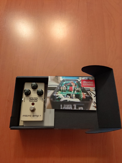 Micro amp MXR Customshop