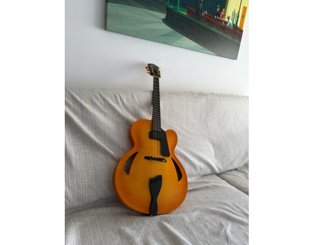 Archtop Jaén Astoria