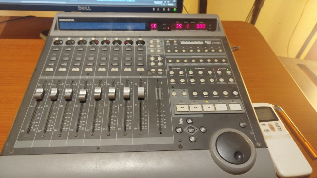 Mackie Control Universal y Extender
