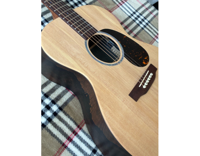 Guitarra acústica Martín x series
