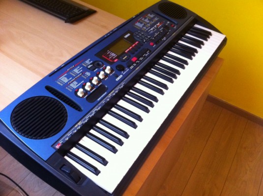 Yamaha DJX, GrooveBox / Sintetizador