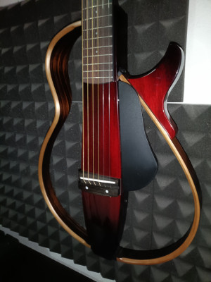 Electroacústica Yamaha Silent SLG200S Crimson Red