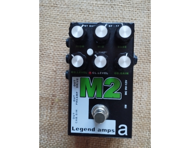 RESERVADO Pedal distorsión y previo analógico AMT M2