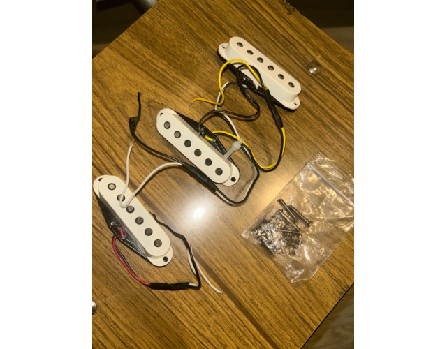 Micrófonos fender stratocaster Player series