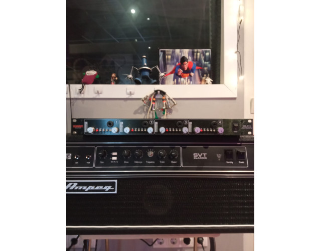 Previo 4 canales Warm Audio WA-412