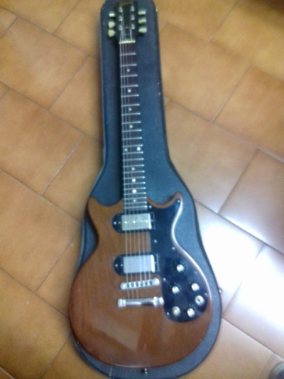 Gibson Melody Maker DC 1975
